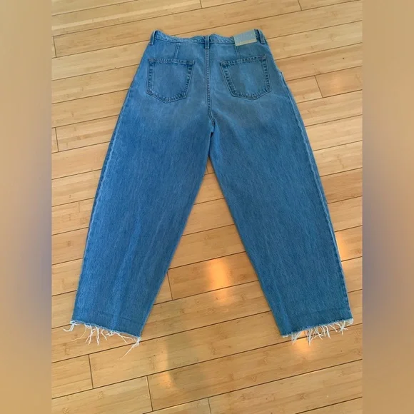 Mother SNACKS pleated front jeans - Picture 5 of 10